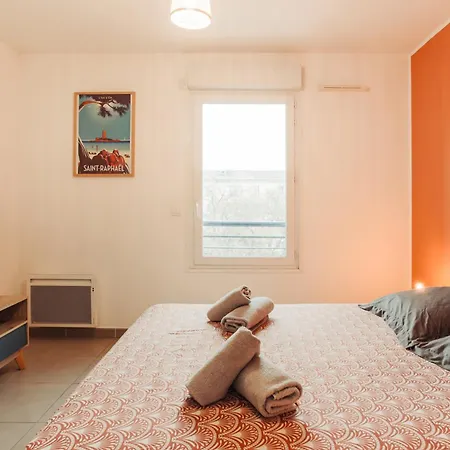 Apartment Raphael, T2, Piscine, Proche Centre *