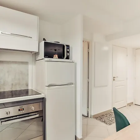 Raphael, T2, Piscine, Proche Centre Апартаменты *