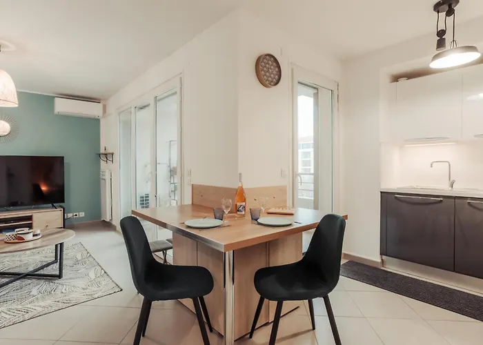 Raphael, T2, Piscine, Proche Centre アパート Saint-Raphaël